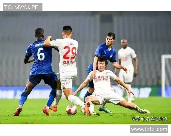 上海申花迎战长春亚泰展现足球激情与团队精神的巅峰对决